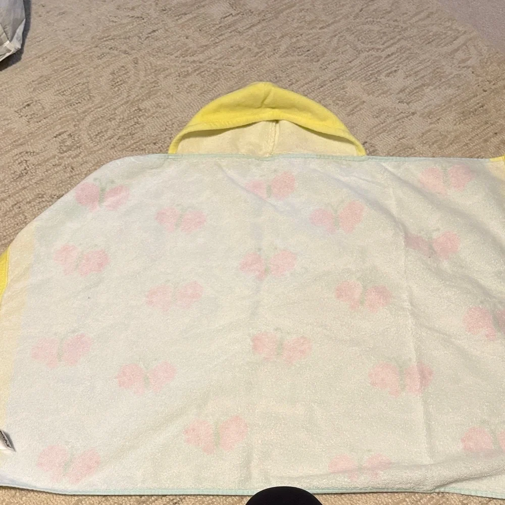 Pottery Barn Kids Yellow and White Hooded Towel